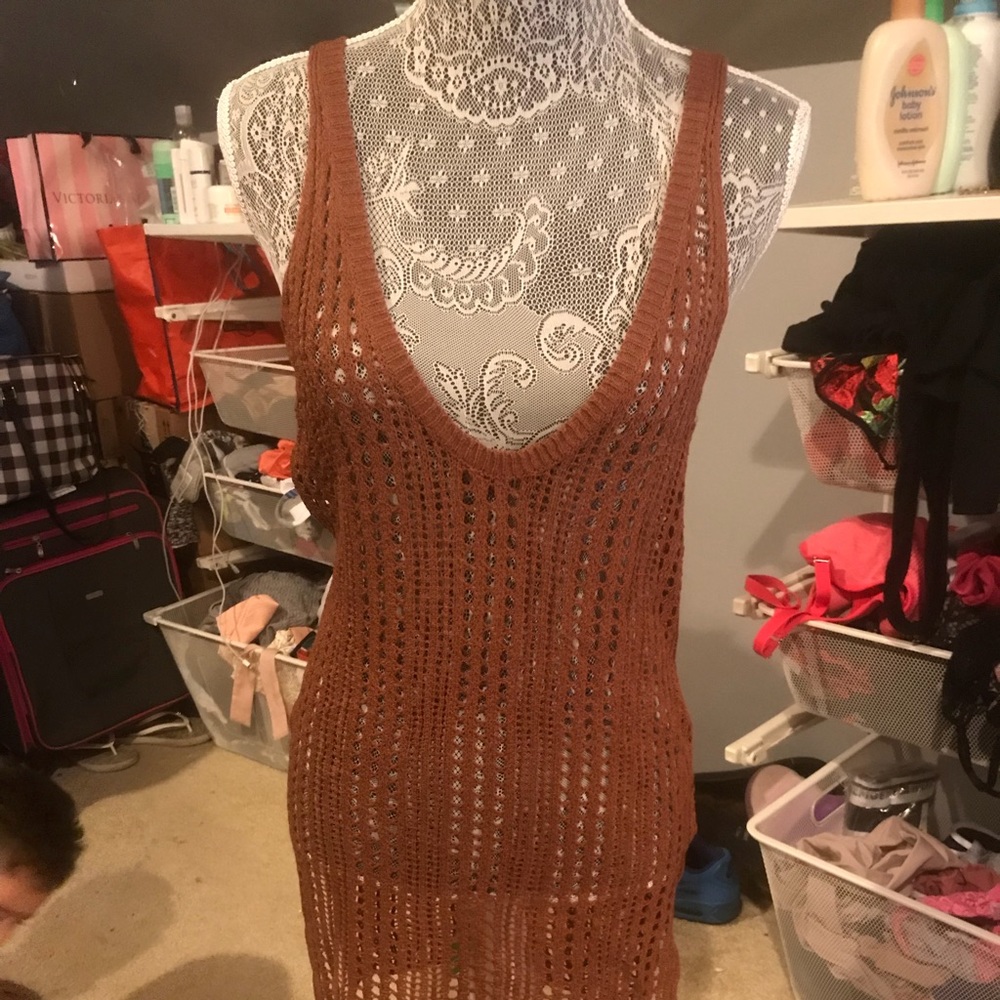 Brown dress